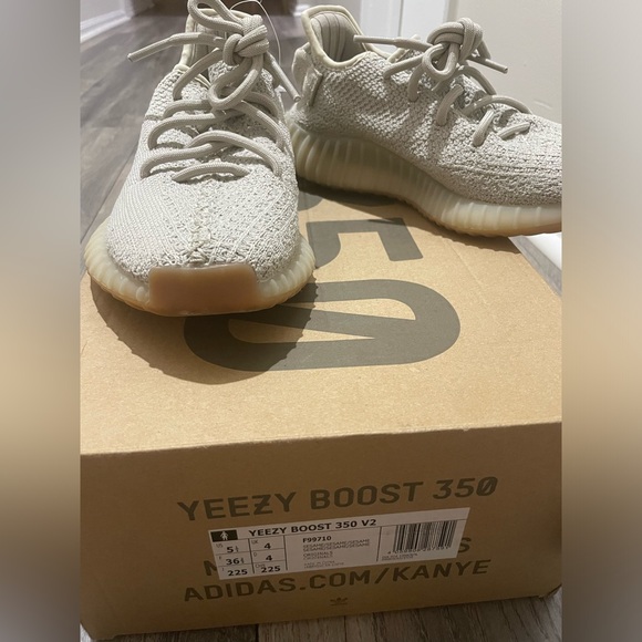 BRAND NEW. Yeezy Boost 350 V2. Wore them once. Comes in original box. Size W5.5 - Picture 2 of 7